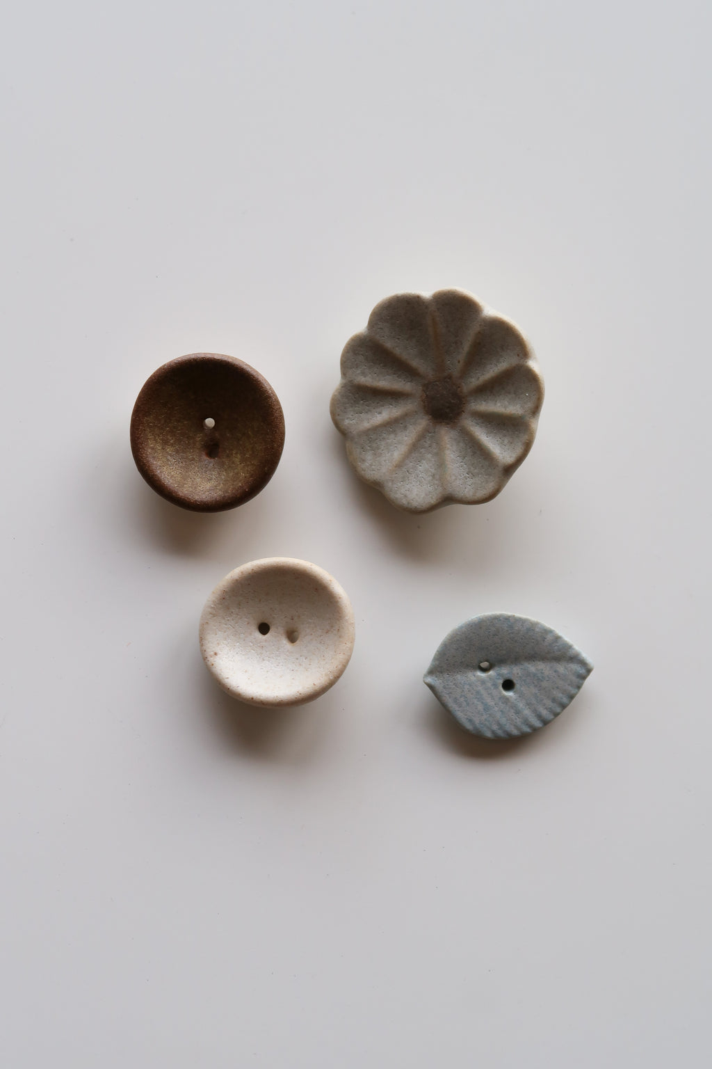 Handmade Ceramic Button Set｜Silt