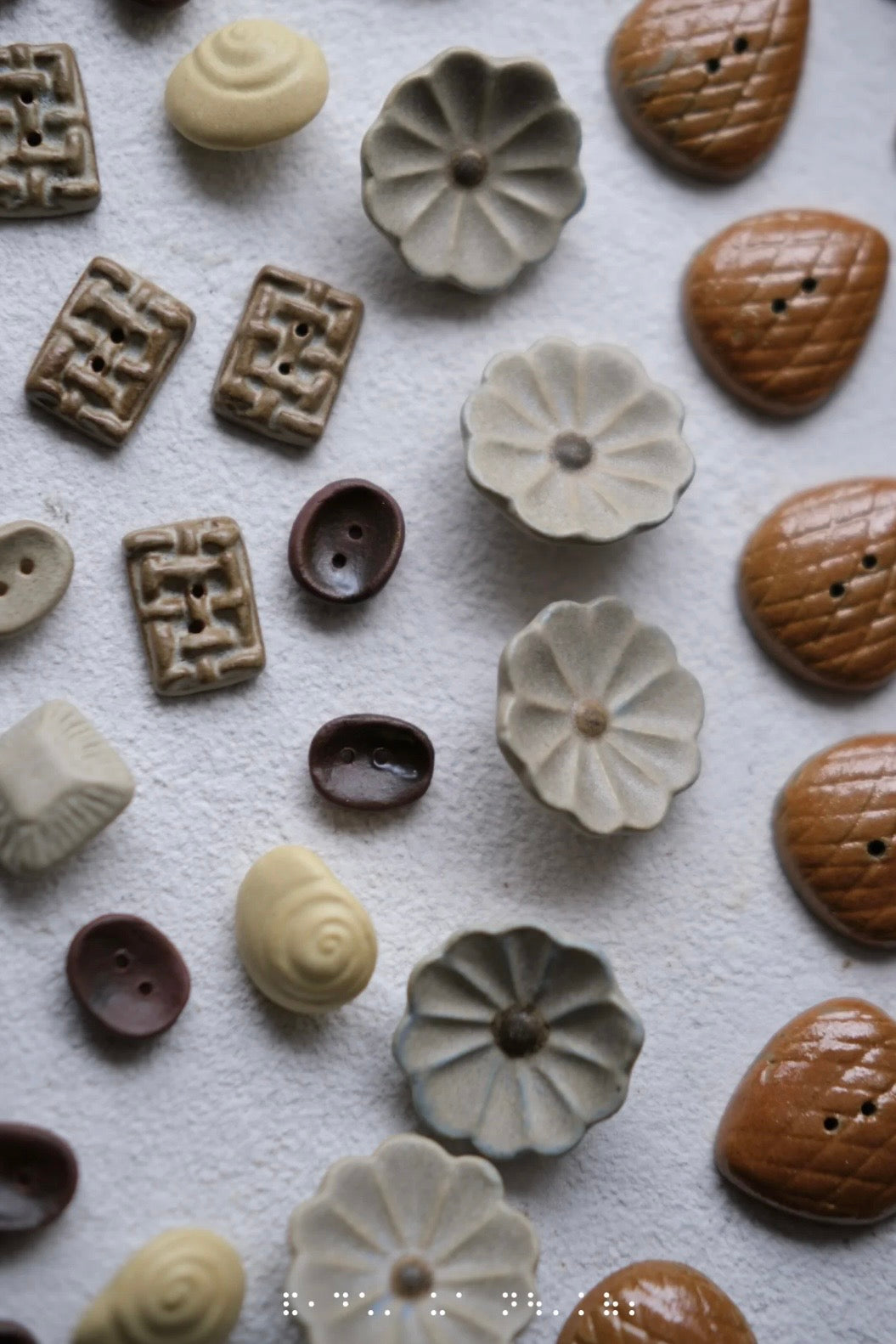 Handmade Ceramic Button Set｜Silt