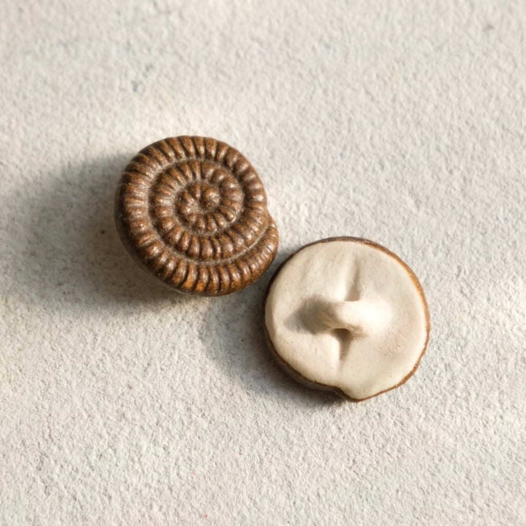 Handmade Ceramic Button Set｜Loam